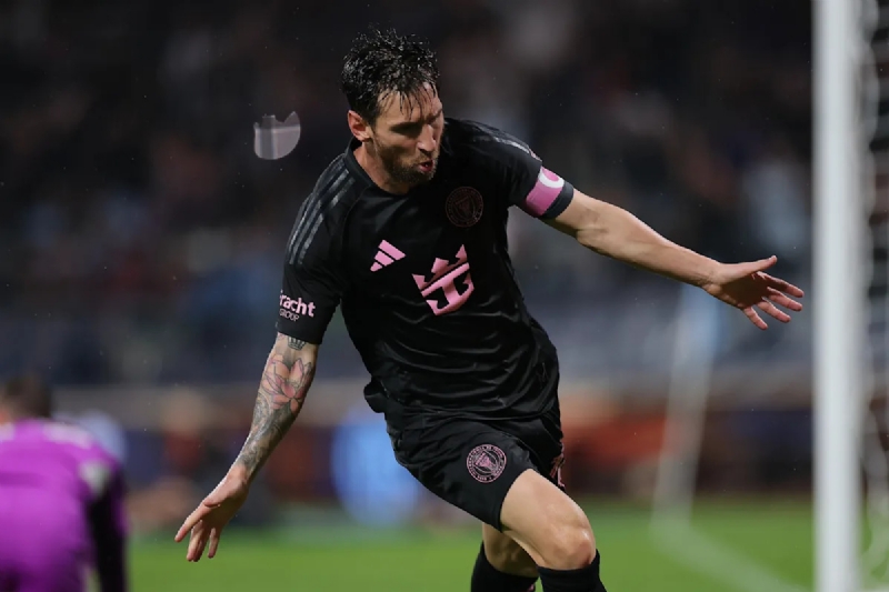 Lionel Messi scores twice while leading Inter Miami past NYCFC to officially secure MLS postseason s