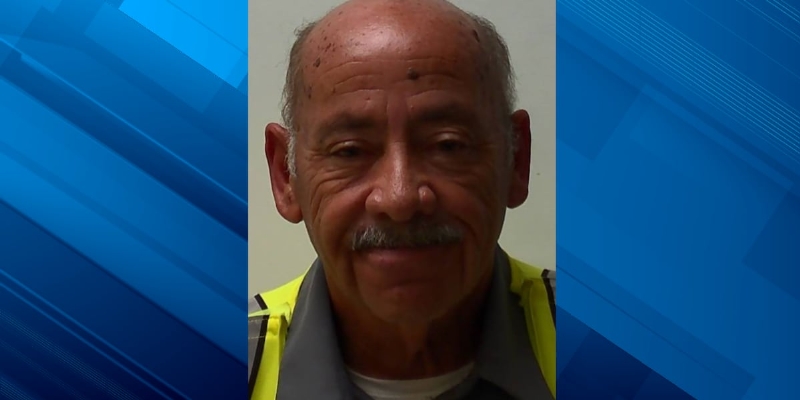 Man hit victim with car after breaking into their Pee Dee home, deputies say