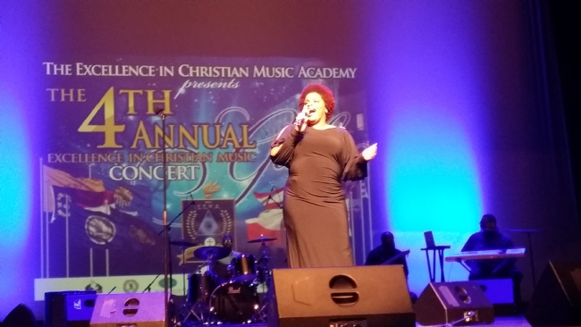 Valerie Woodard performing at  the ECMA Awards