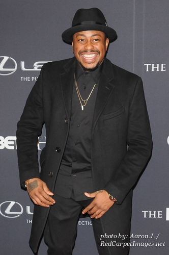 Singer Raheem DeVaughn