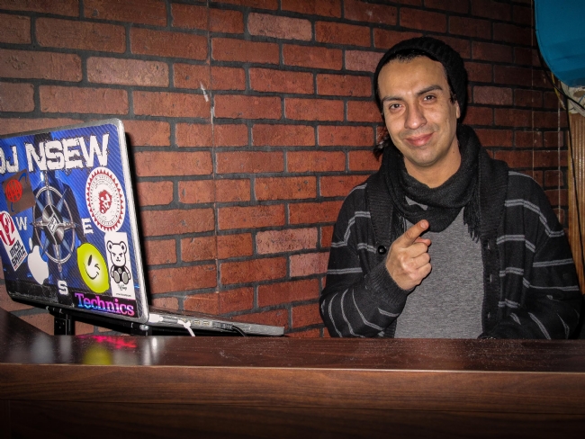 DJ NSEW ROCKING AT TROPIX