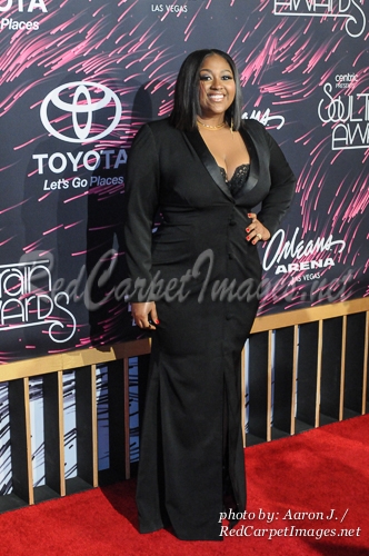 Singer Jazmine Sullivan