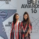 Singer Chloe Bailey and Halle Bailey