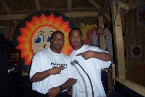 DJ Bishop w/ Philly's own Q-Deezy