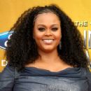 Jill Scott @ 2010 NAACP Image Awards Red Carpet