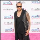 Singer Lenny Kravitz arrives to The Staples Center for the 2011 NBA AllStar Game