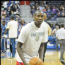 Hawks Jamal Crawford warms up for the game