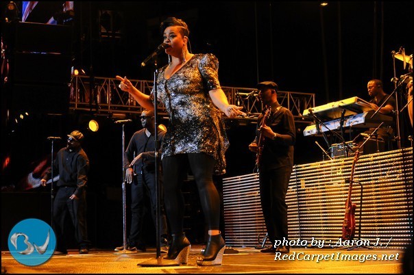 Jill Scott performs on the Main Stage in the Superdome