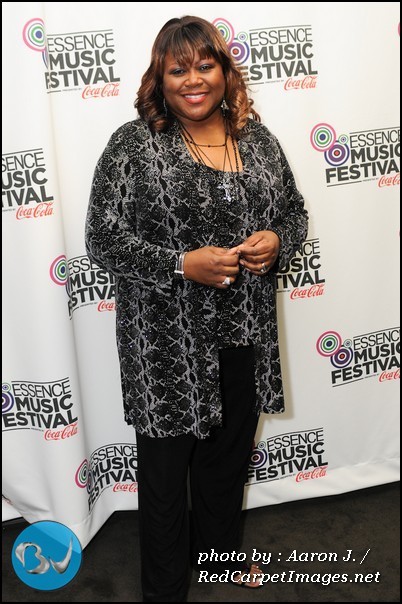 Singing great Shirley Murdock stops for a quick picture backstage