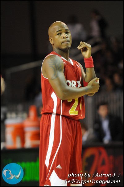 Singer Ne-Yo