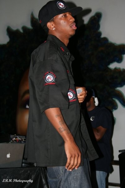 Vincci performing at NeX Radio showcase 2007