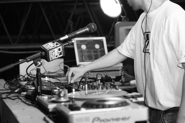 Bigger and Deffer - DJ A&R