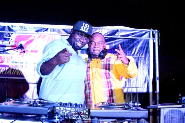 Azigiza and DJBlack at the 90's Jam