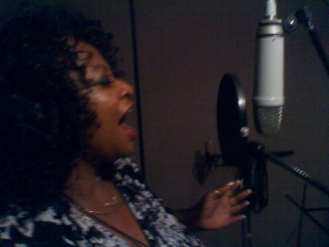 LADY JAZ The Entertainer